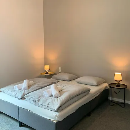 Hostel St48