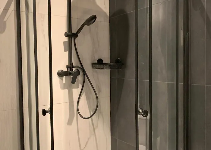 St48 بيت شباب